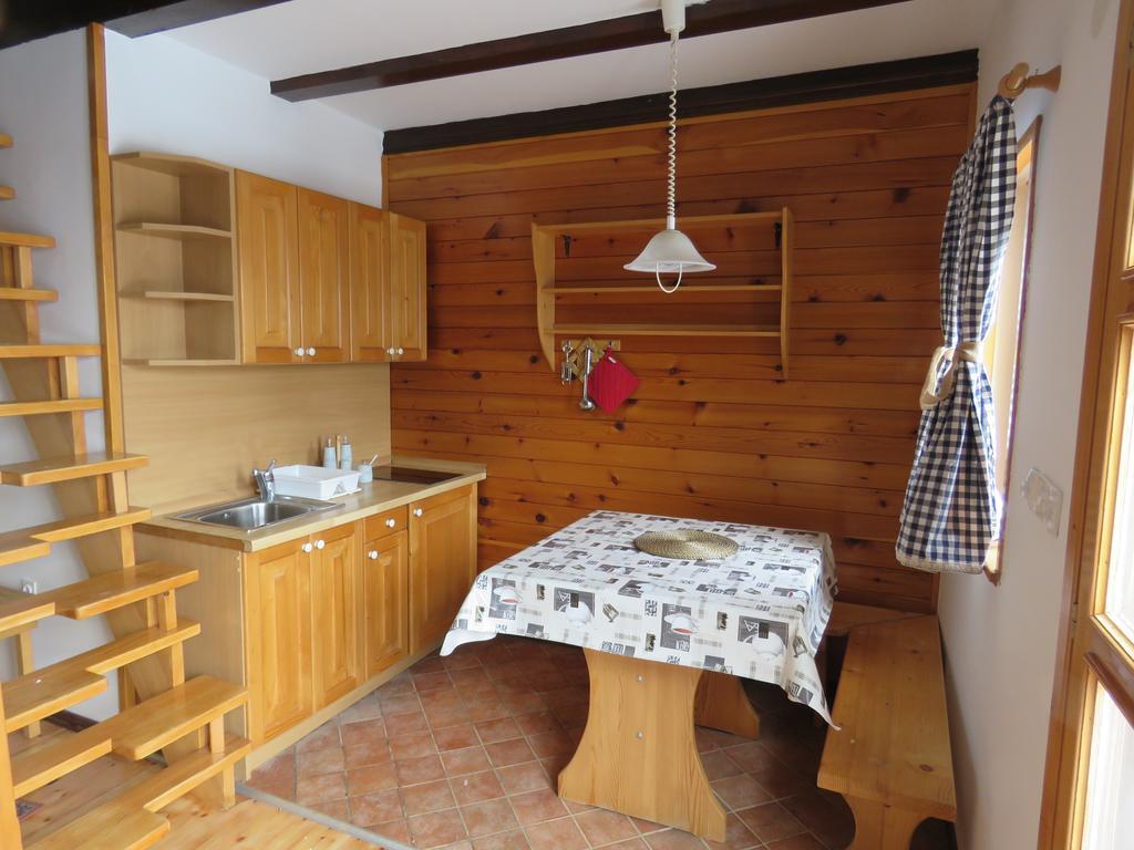 Guesthouse Stefanac Otočac Eksteriør billede